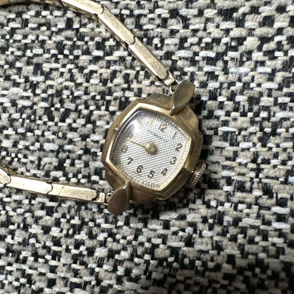 Vintage Caravelle M6 Watch W/Admiril 1/20 10K GF Band Not Working